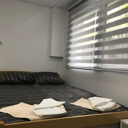 Apartman Lilium Appartamento Sarajevo Esterno foto