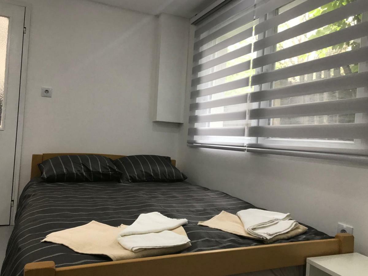 Apartman Lilium Appartamento Sarajevo Esterno foto
